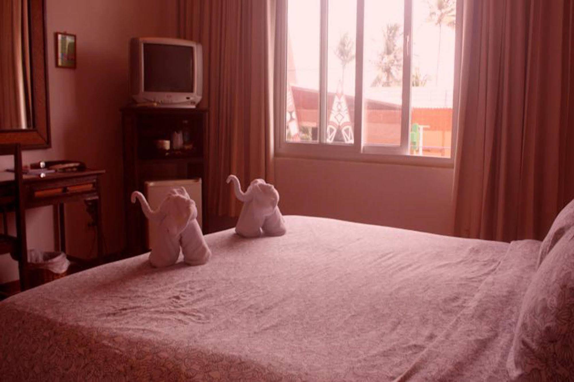 Buffalo Bill Hotel Ко Чанг Екстериор снимка
